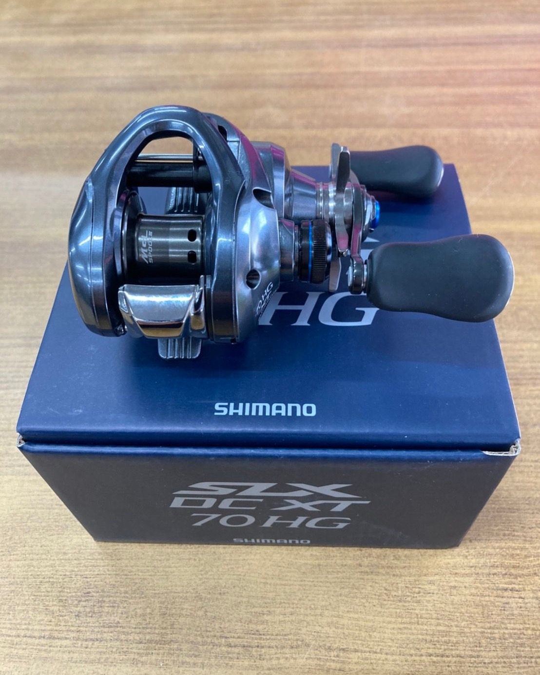 シマノ新製品「SLX DC XT 70HG」