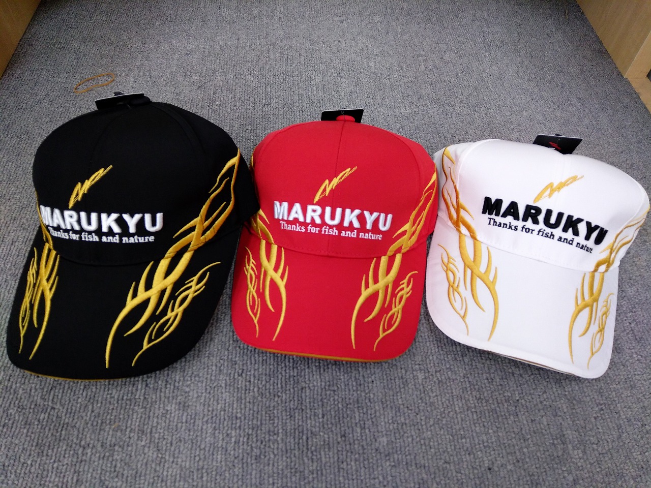 マルキューキャップ入荷！！